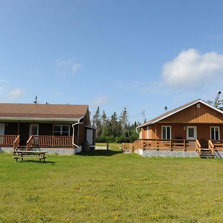 Riverside Chalets River of Ponds Buitenkant foto